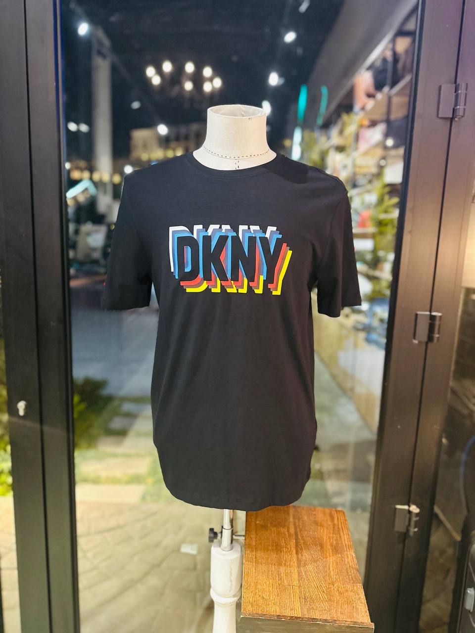 Dkny shirt size medium