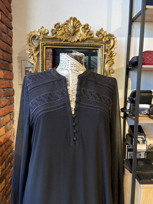 White house black market Size medium