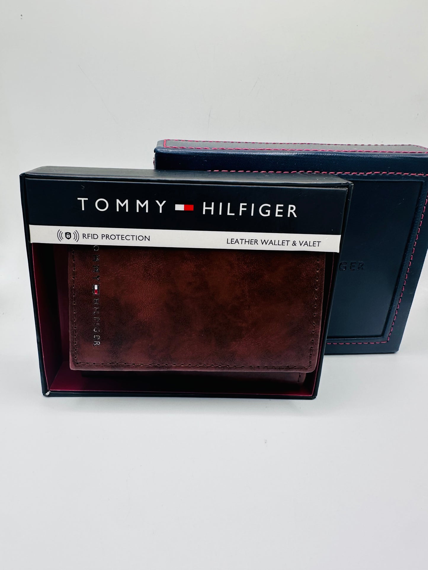 Tommy Hilfiger wallet