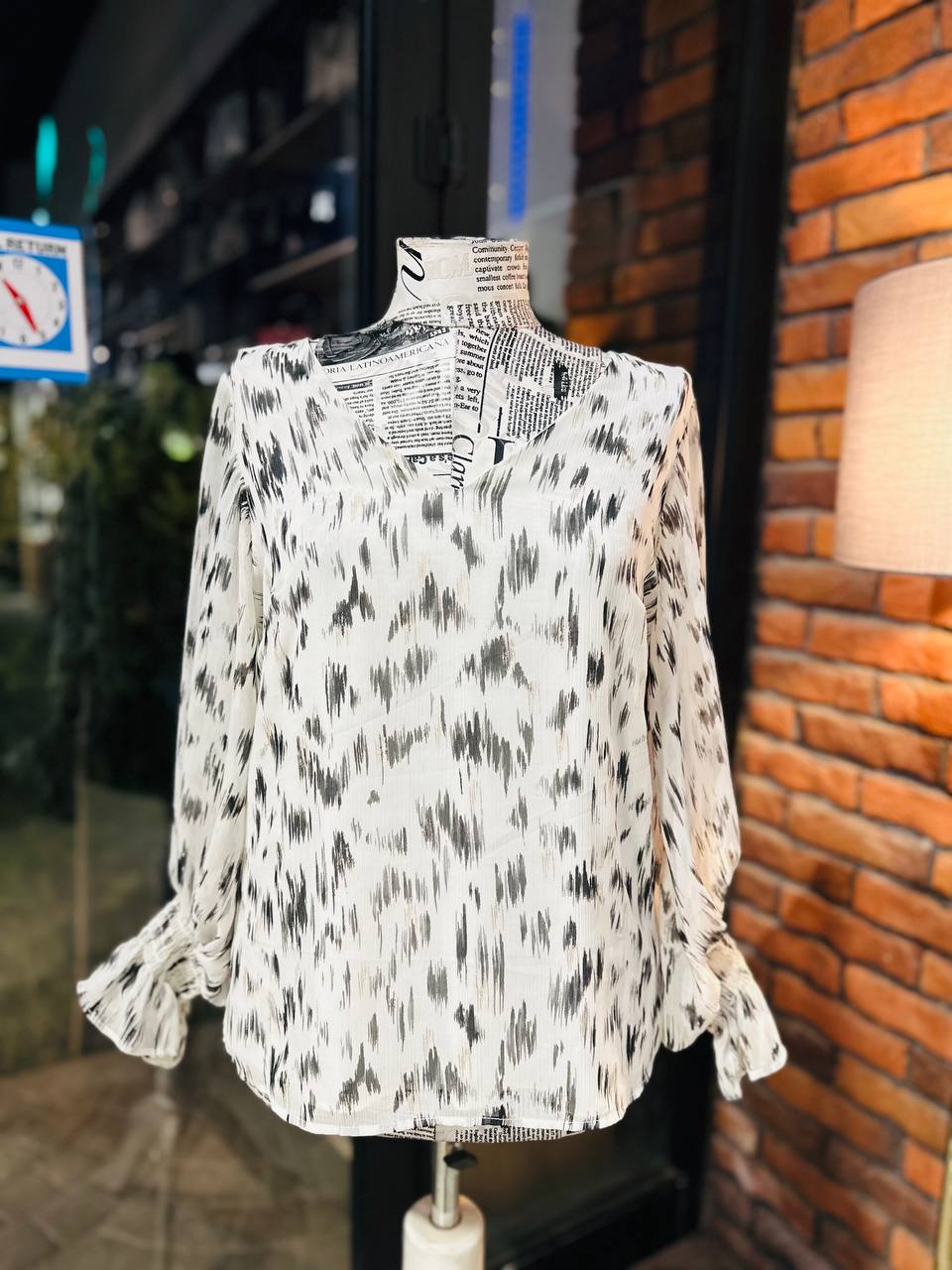 Vince camuto top