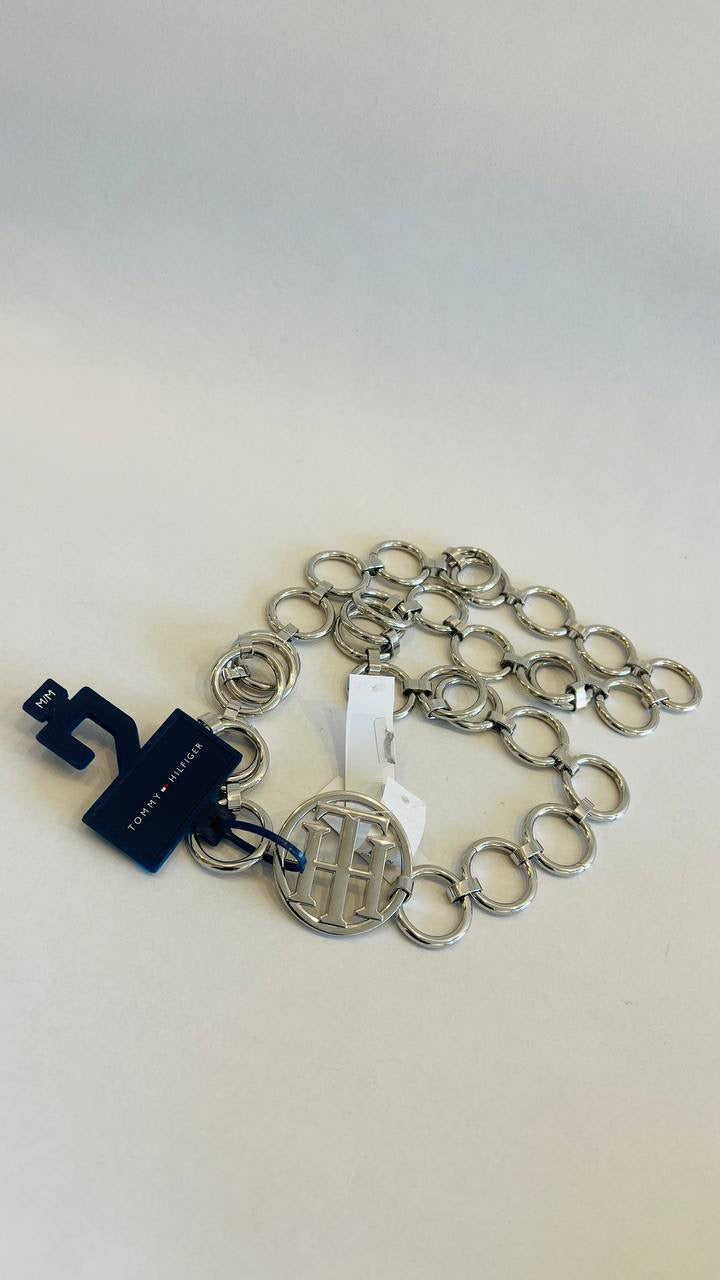 tommy hilfiger belt size medium