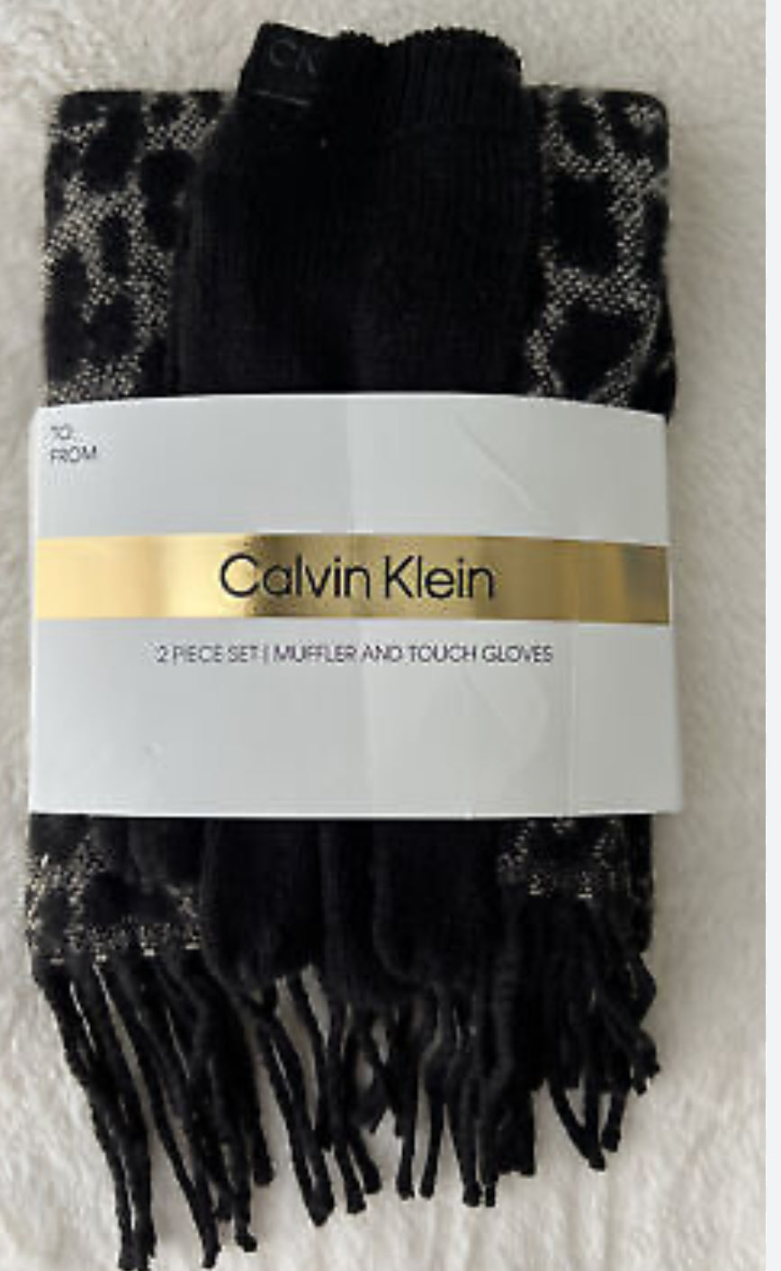 Calvin Klein scarf & gloves set