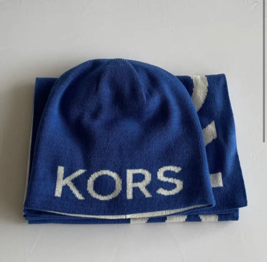 Michael kors scarf and hat set