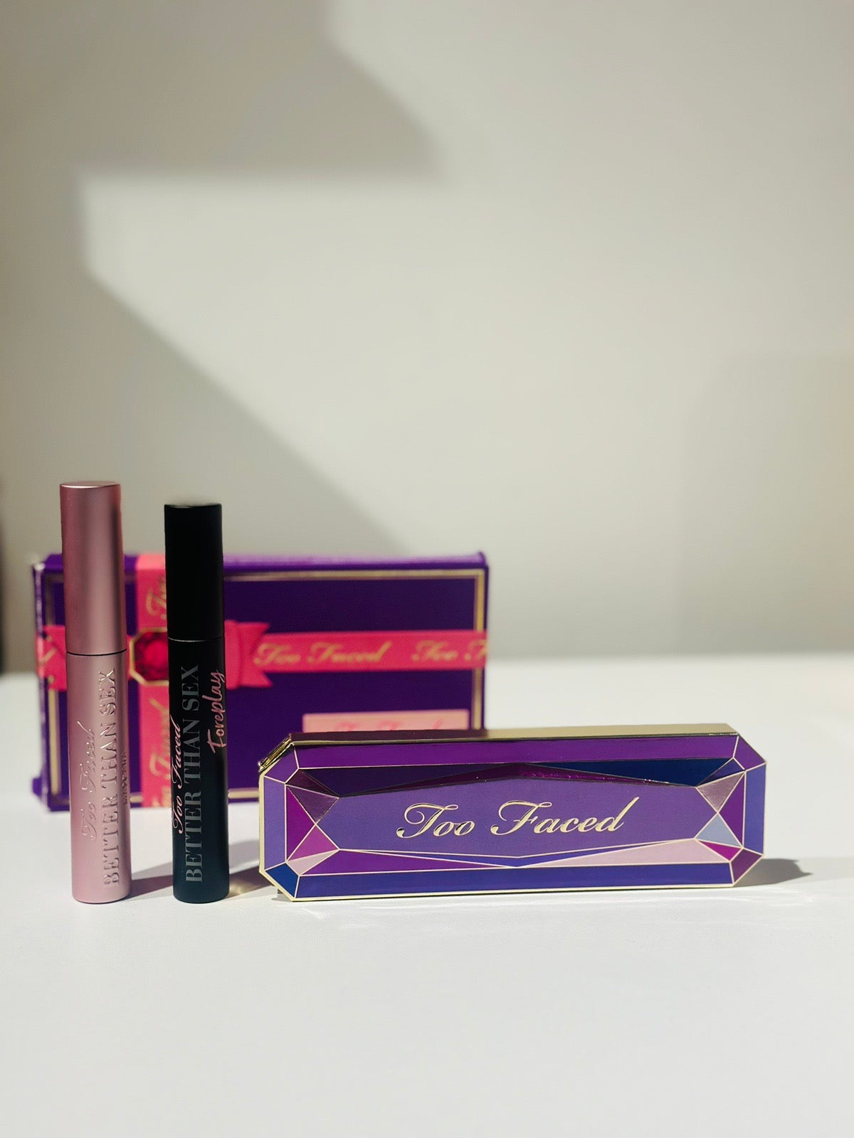 Too faced you’re a gem set
