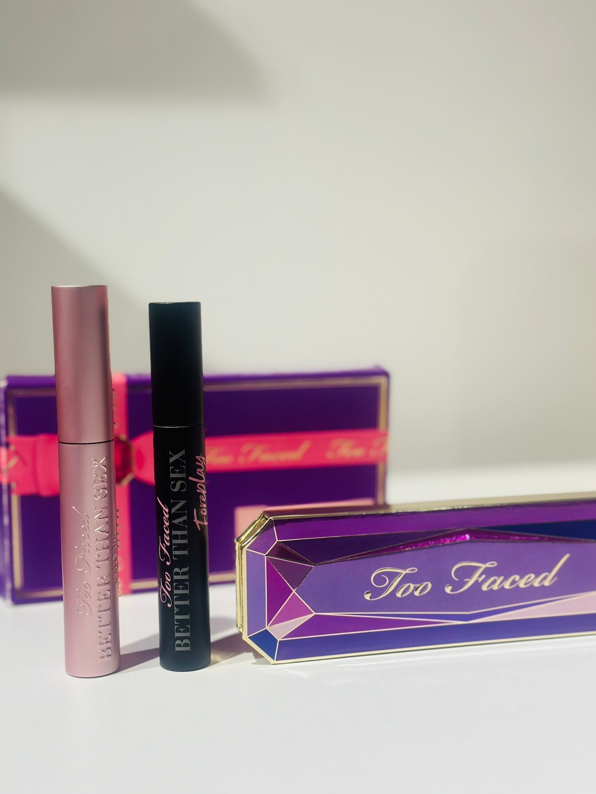Too faced you’re a gem set
