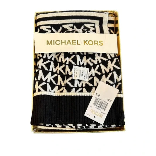 Michael kors scarf and hat set