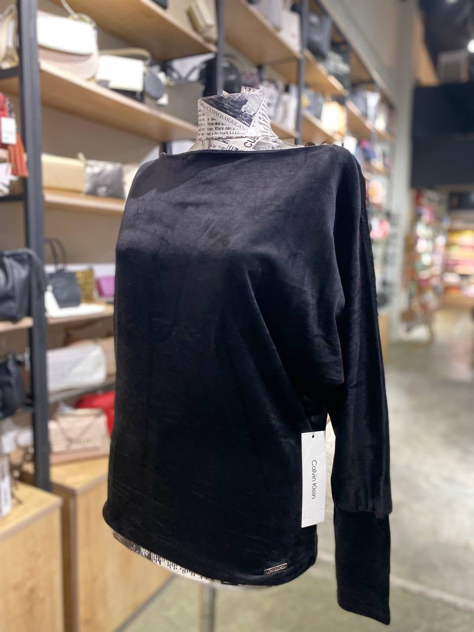 Calvin Klein sweater size x-small