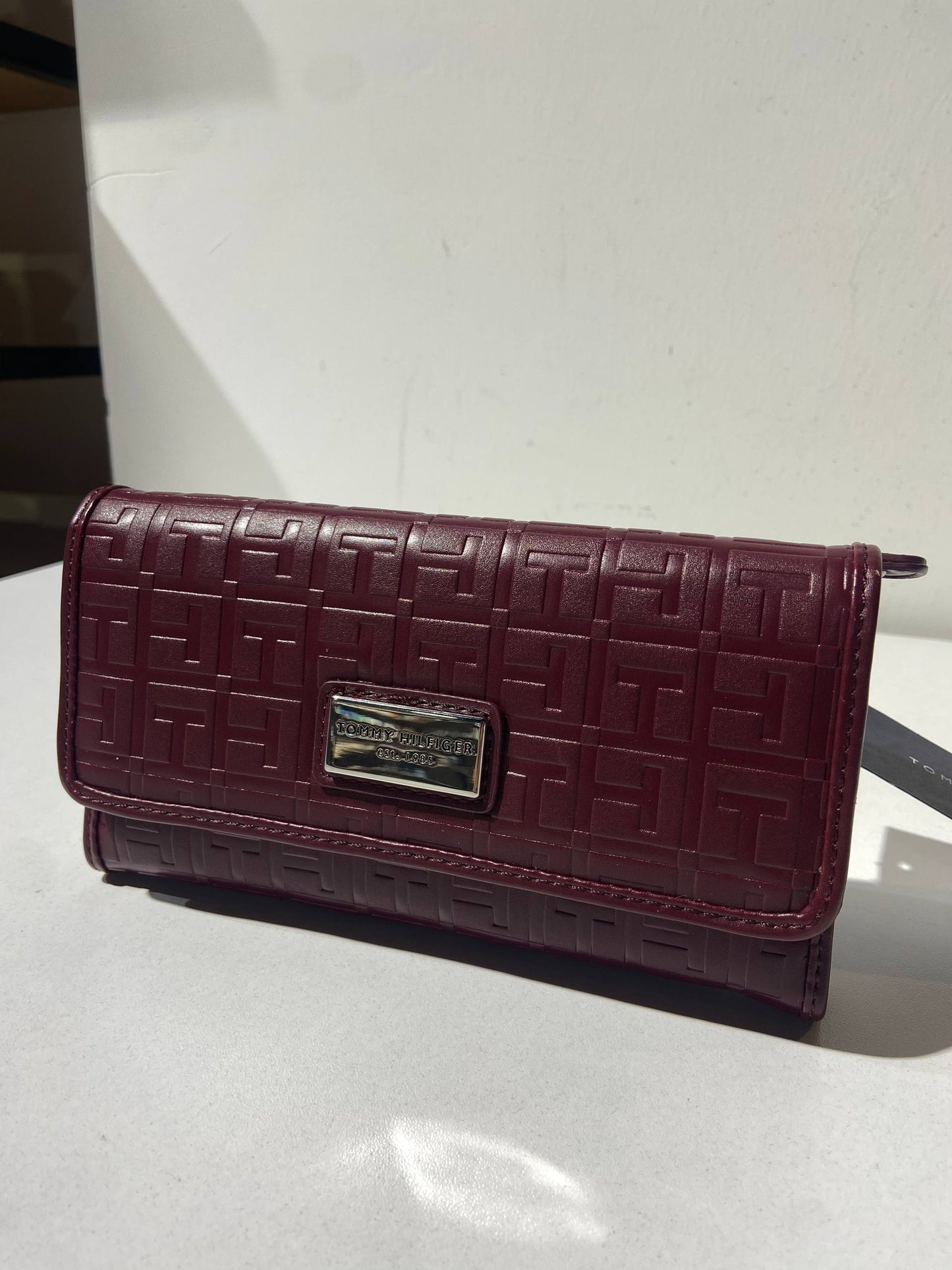 Tommy Hilfiger wallet