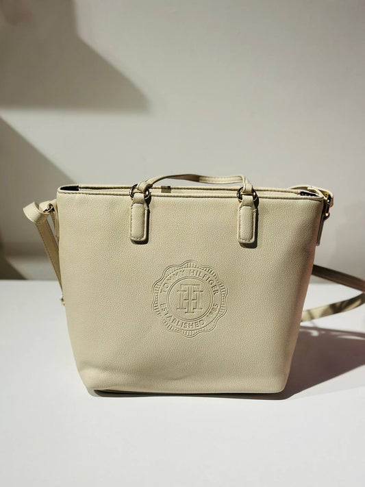 Tommy Hilfiger bag
