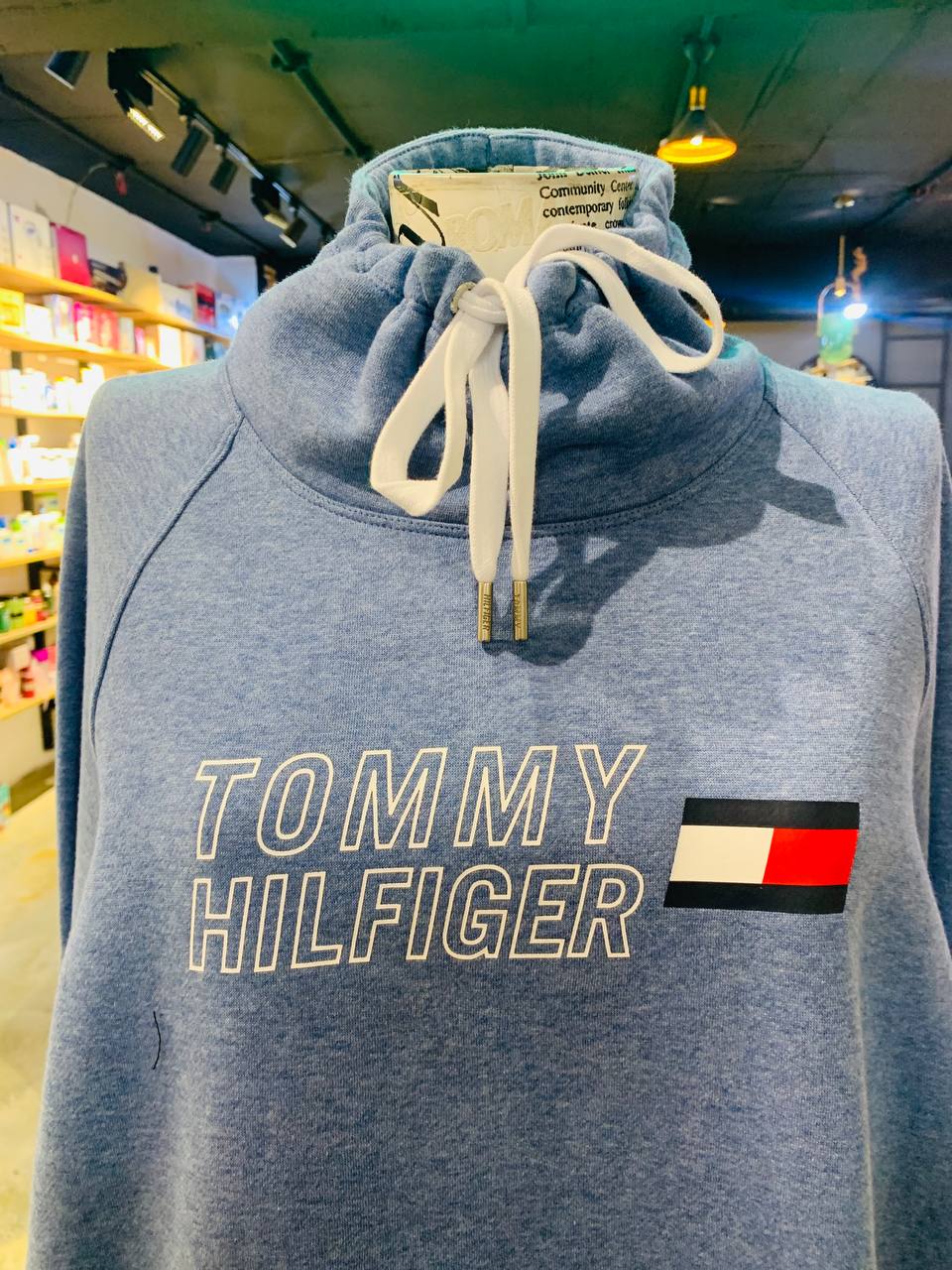 Tommy Hilfiger sweater