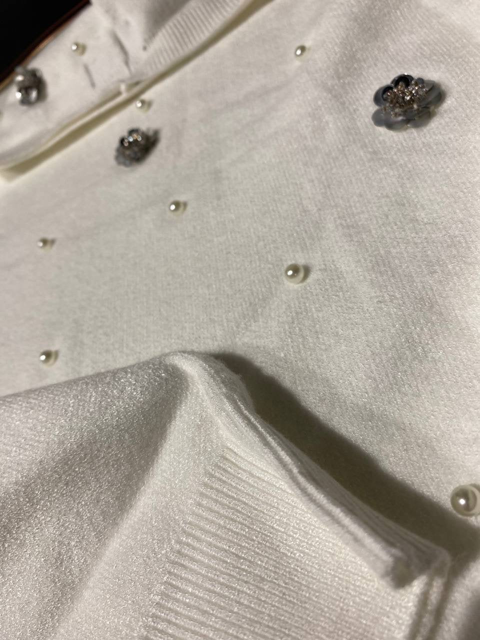 Ontwelfth hat & sweater set size large