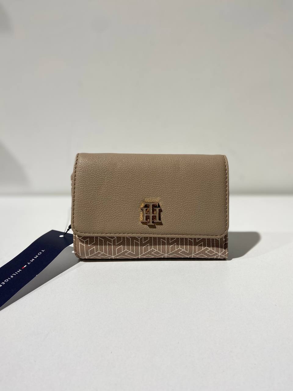 Tommy Hilfiger wallet