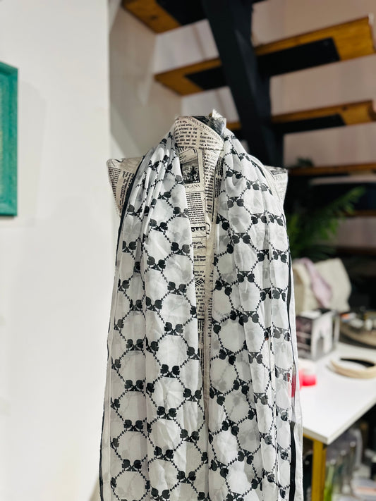 karl lagerfeld scarf