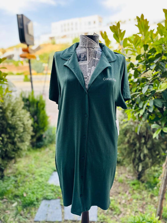 Calvin Klein dress shirt size medium