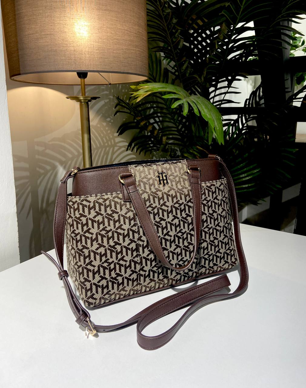 Tommy Hilfiger bag