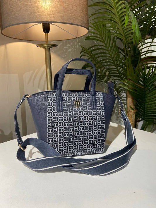 Tommy Hilfiger bag