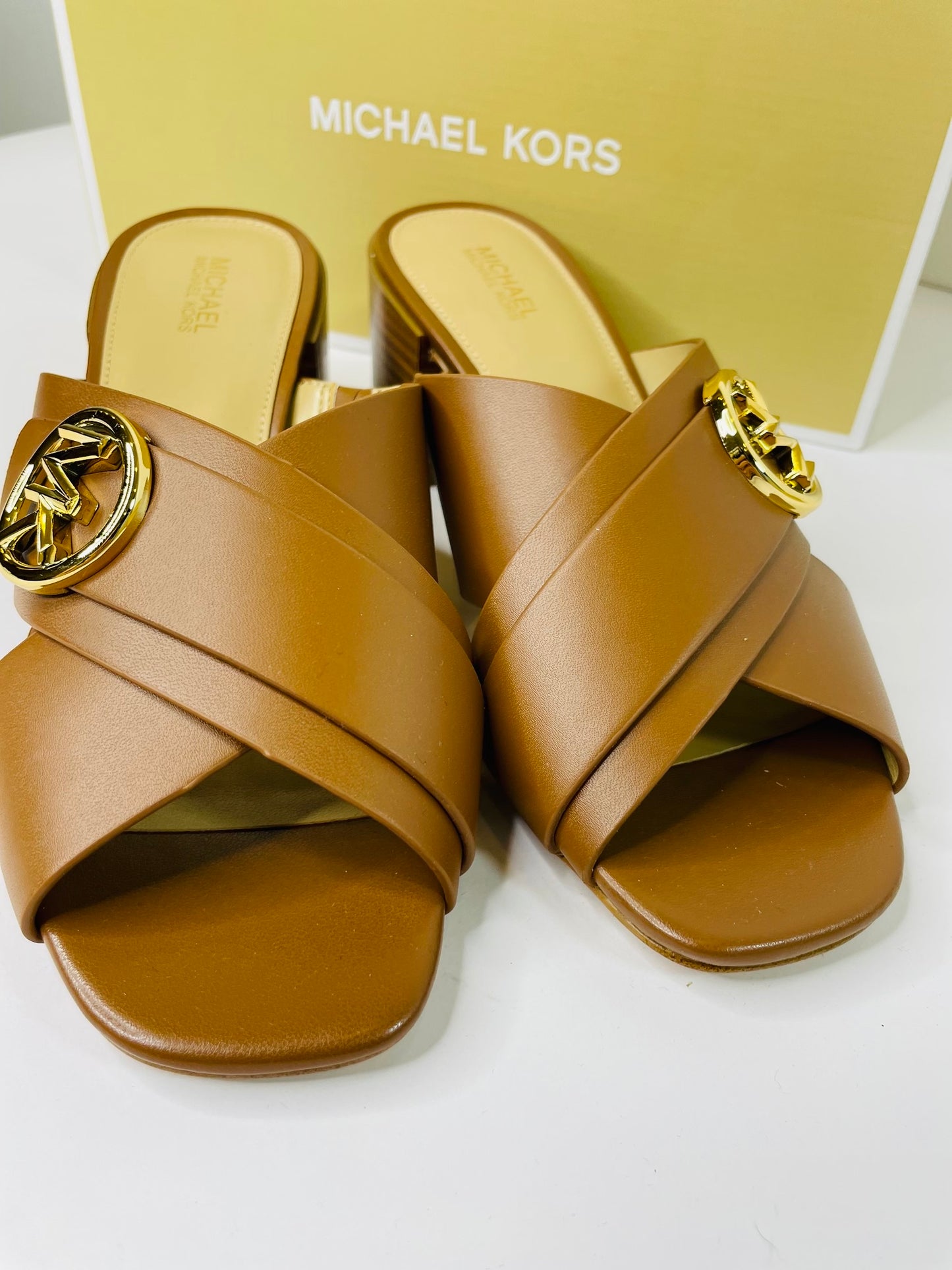 Michael kors sandal