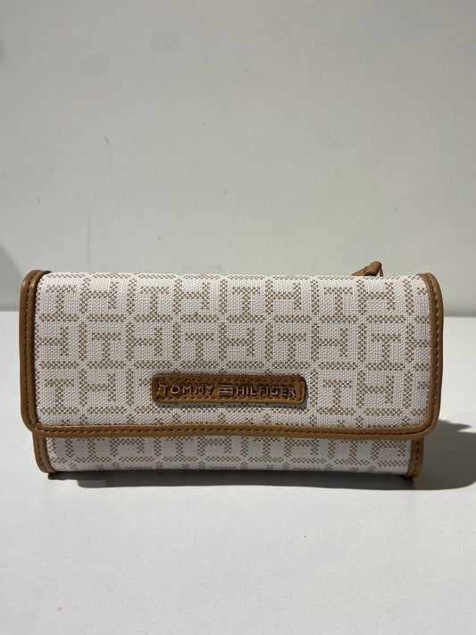 Tommy Hilfiger wallet