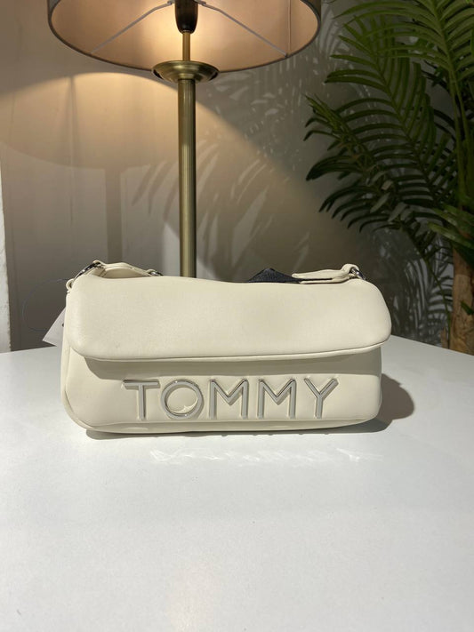 Tommy Hilfiger bag