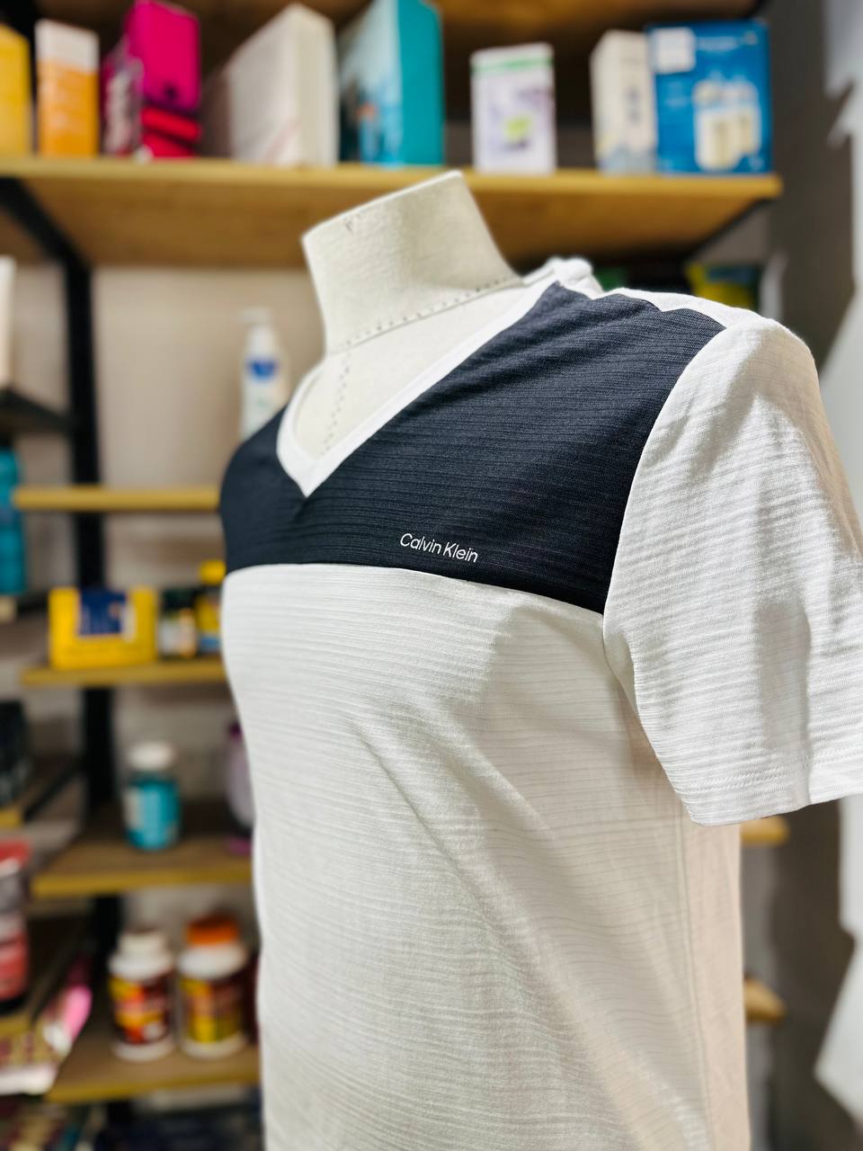 Calvin Klein shirt size small