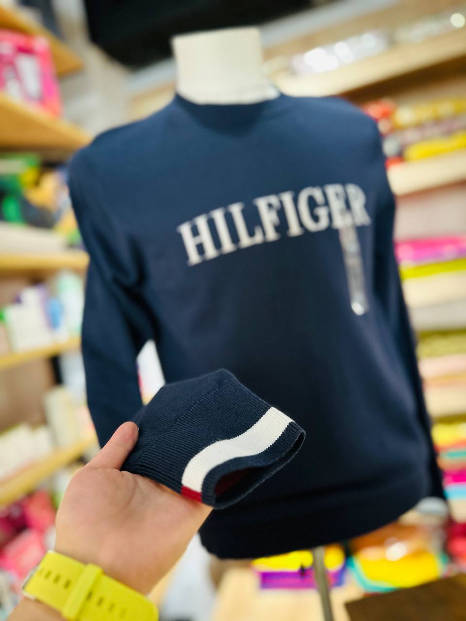 Tommy Hilfiger sweater