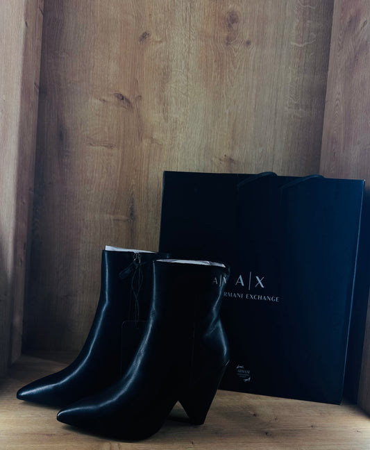 Armani exchange boot size 37