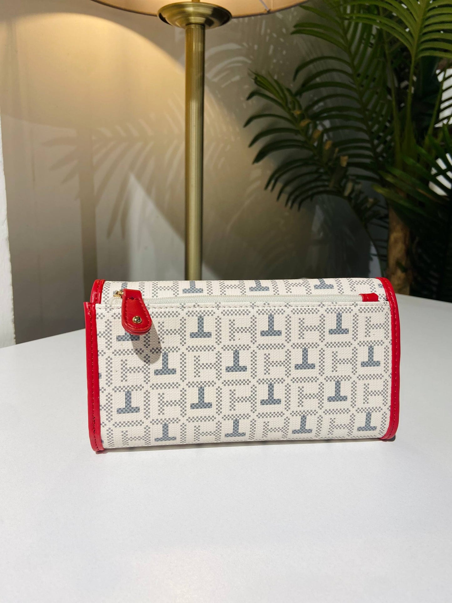 Tommy Hilfiger wallet
