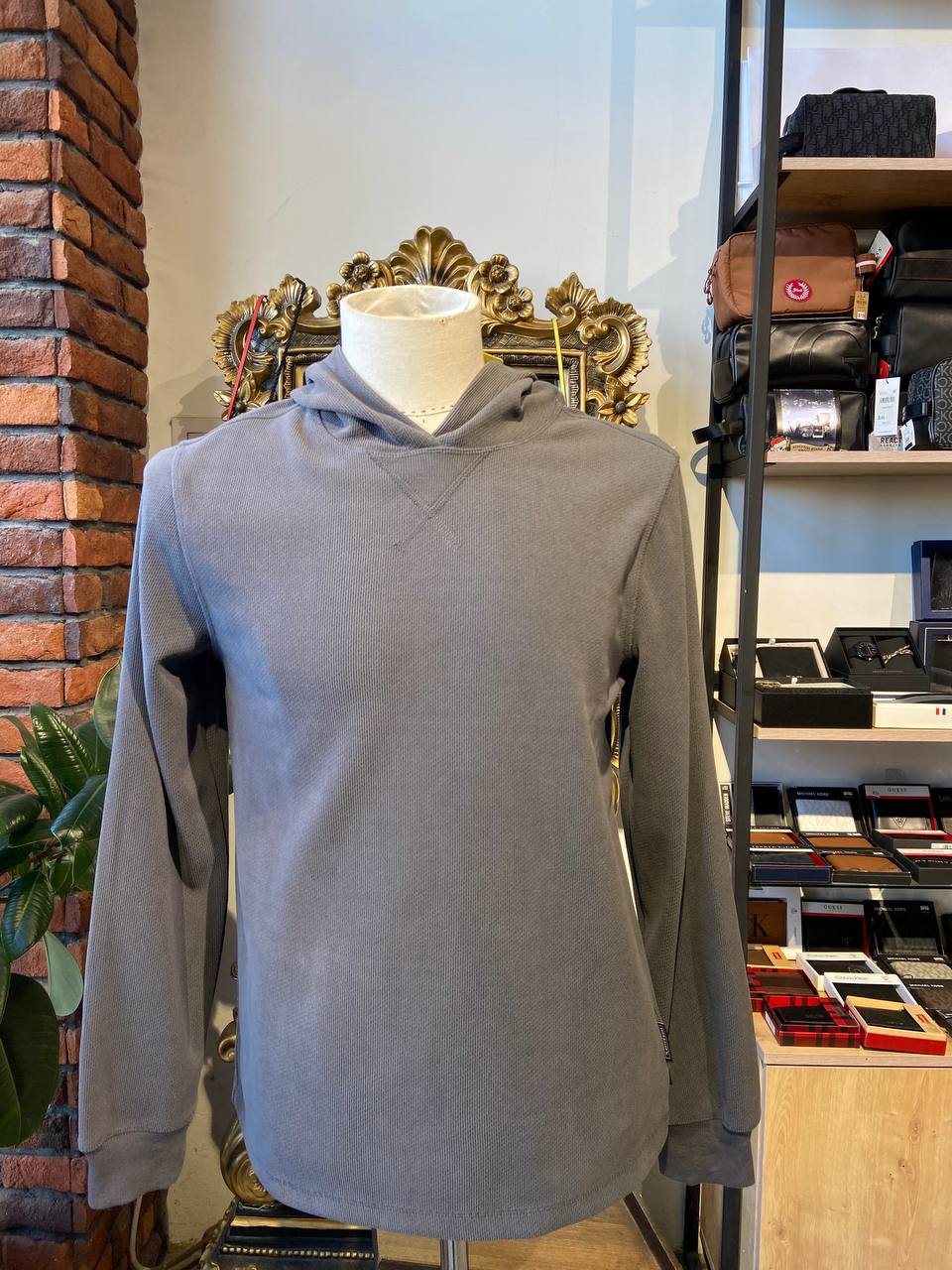 Eddie bauer hoodie size small