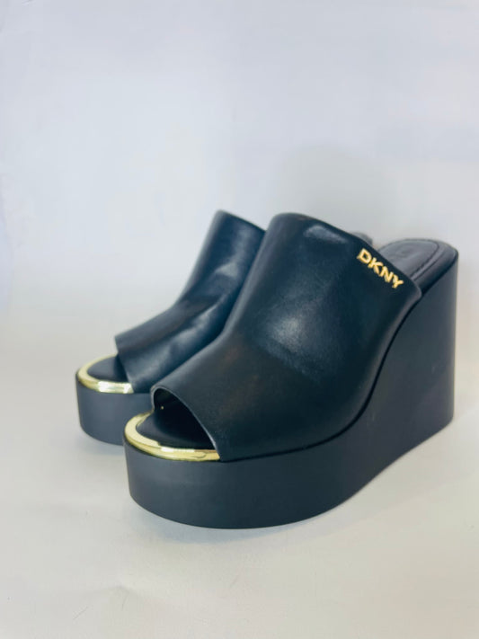 Dkny sandal