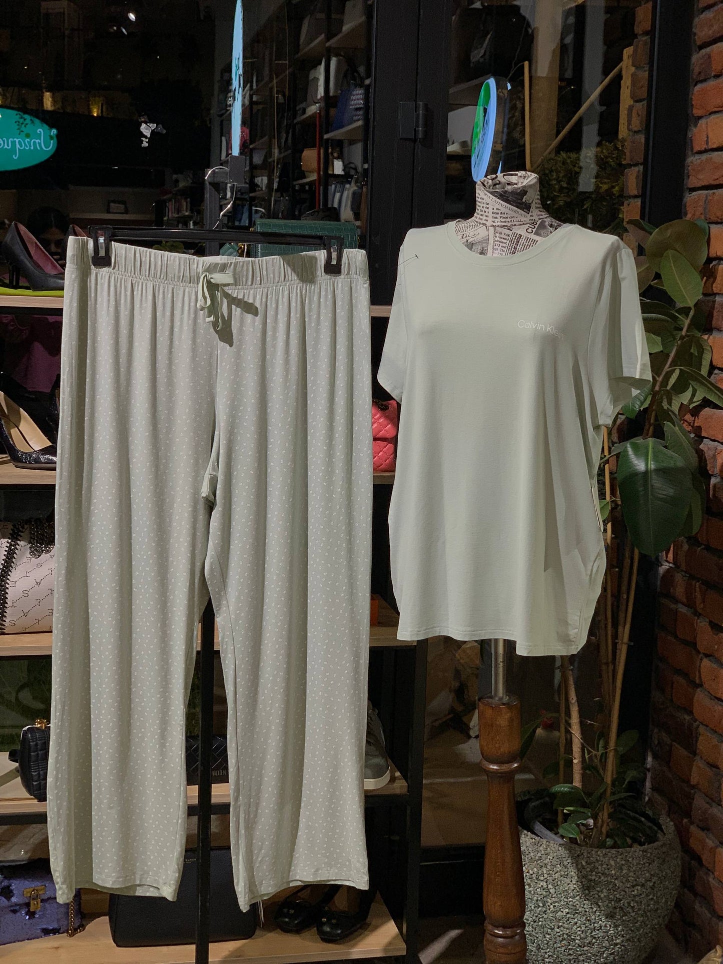 Calvin Klein pajama set size XL