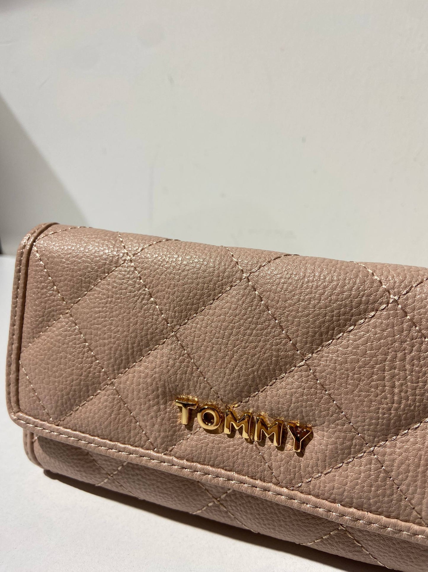 Tommy Hilfiger wallet