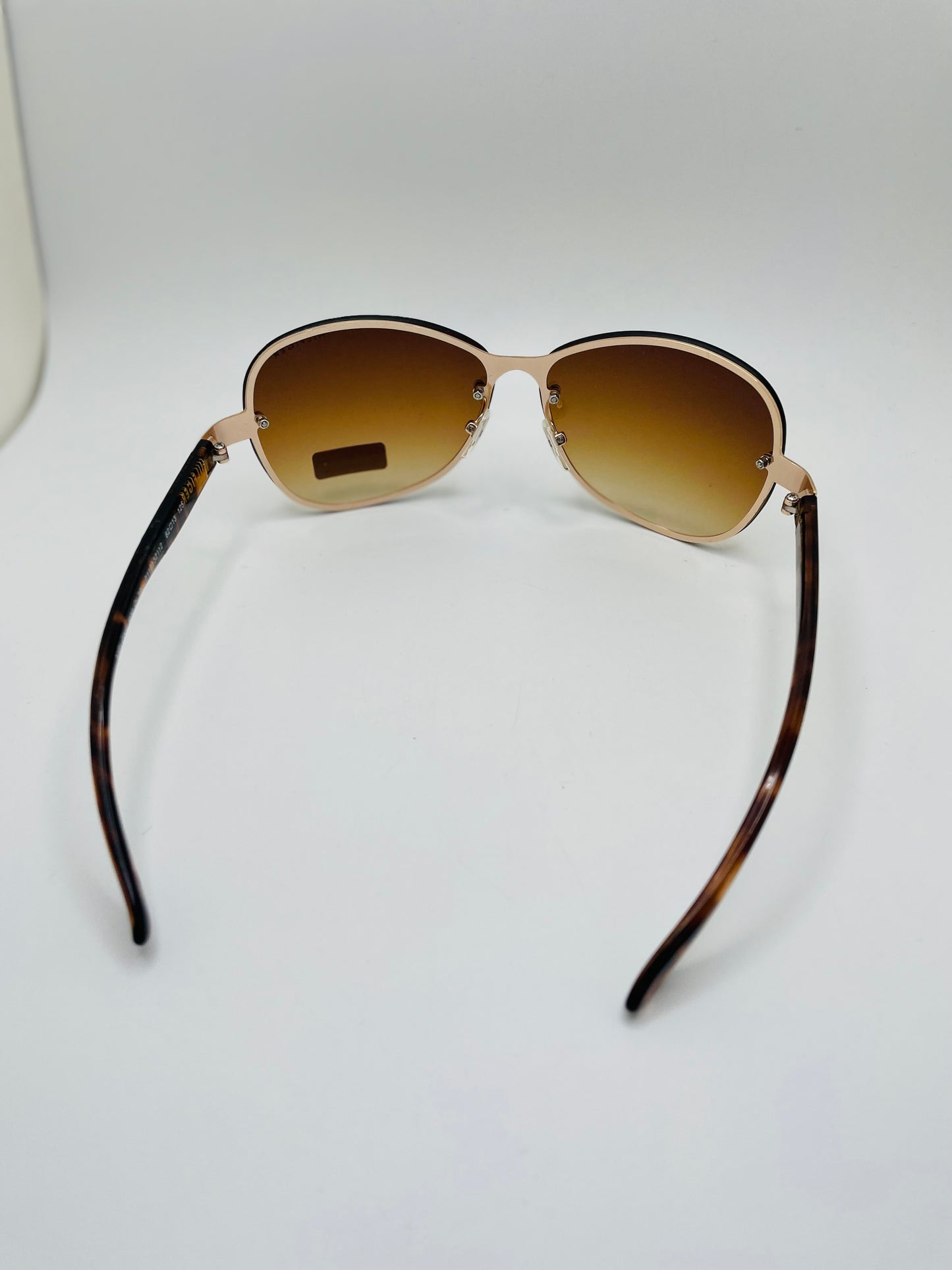 Tommy Hilfiger sunglass