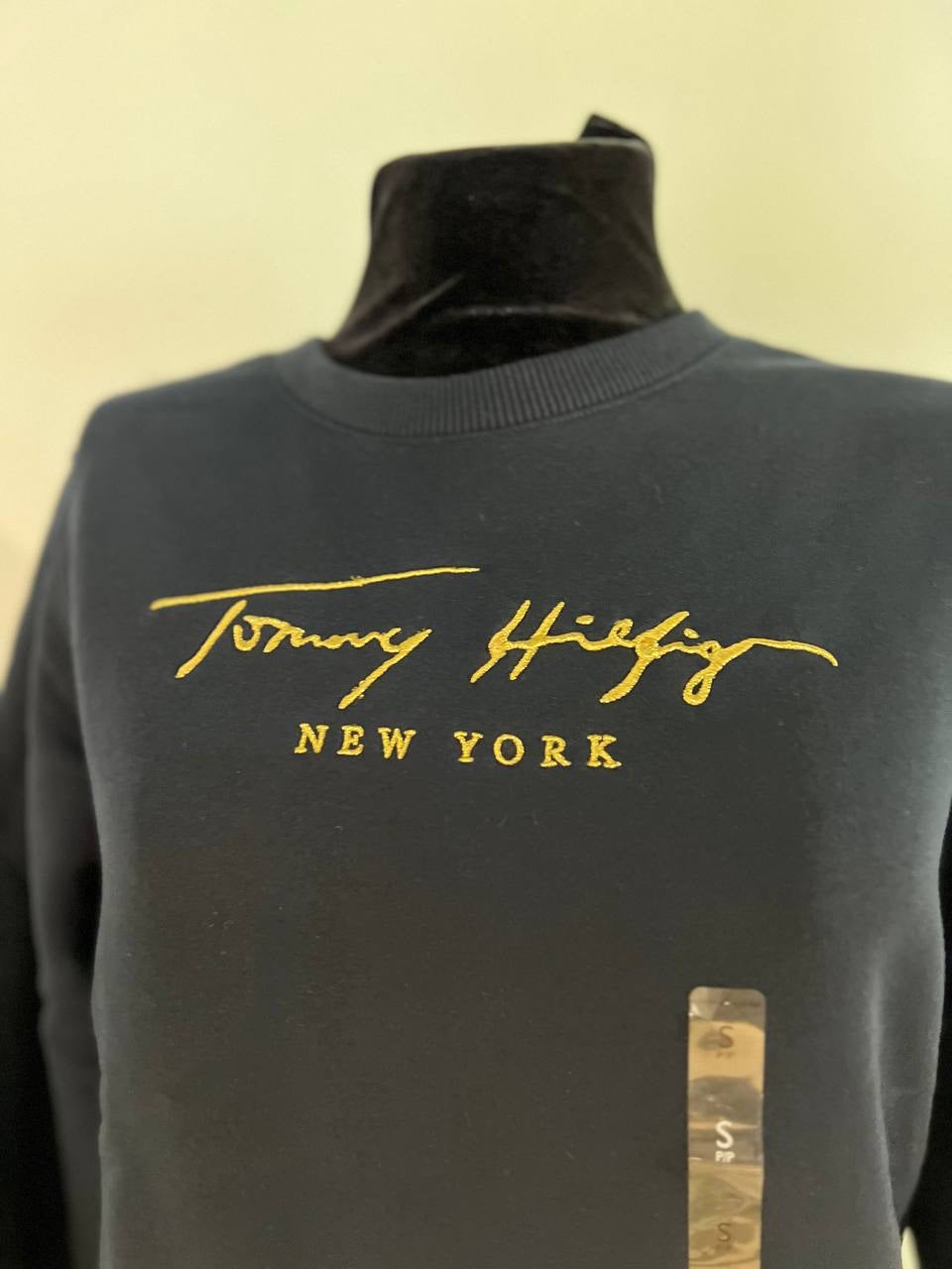 Tommy Hilfiger sweater