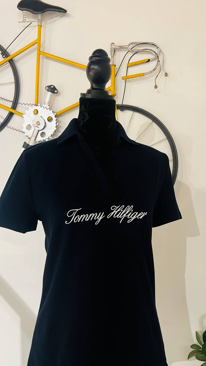 Tommy Hilfiger shirt size small