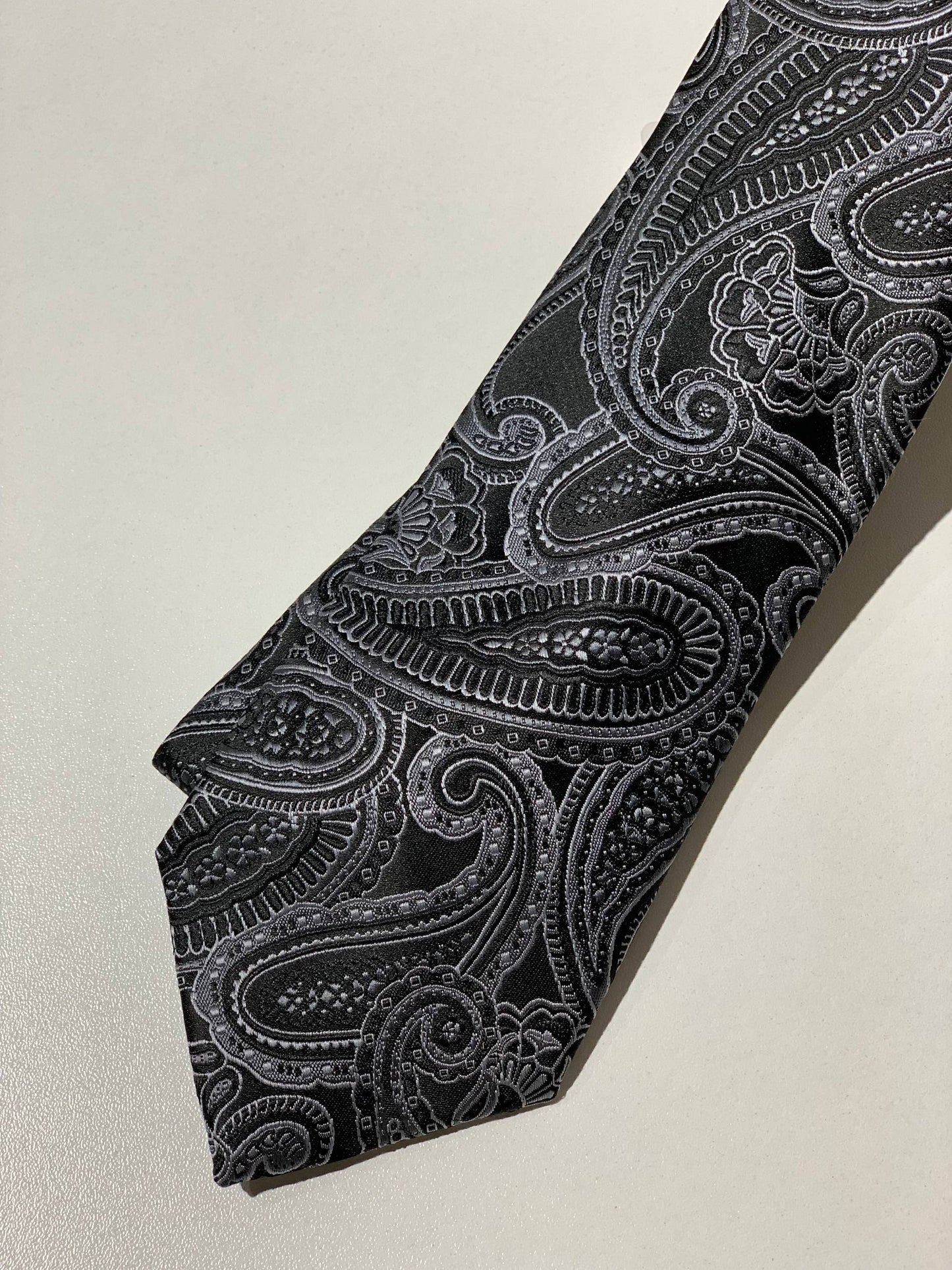 Tommy Hilfiger tie