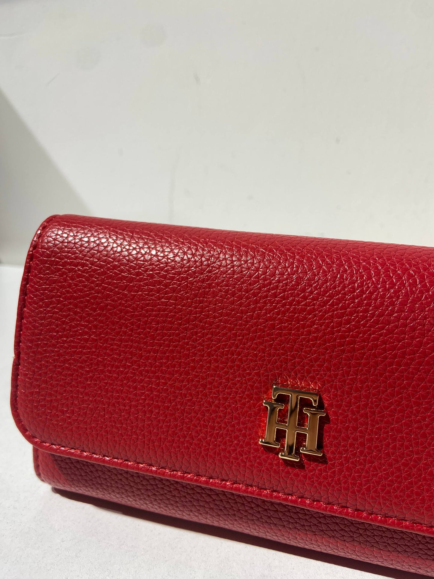 Tommy Hilfiger wallet