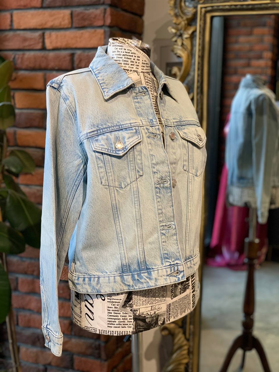 Michael kors denim jacket size medium