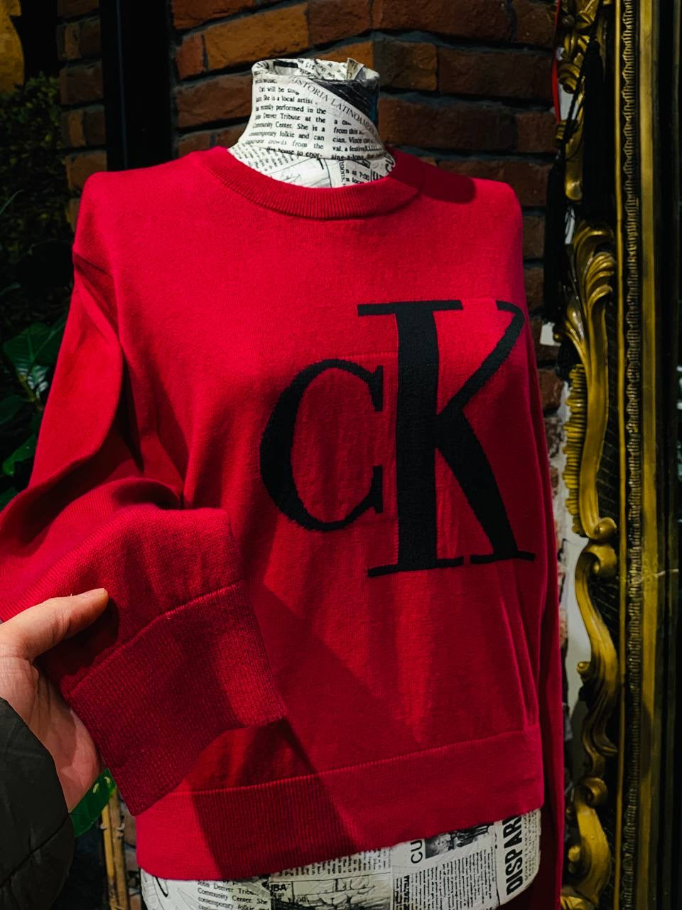 Calvin Klein sweater size medium