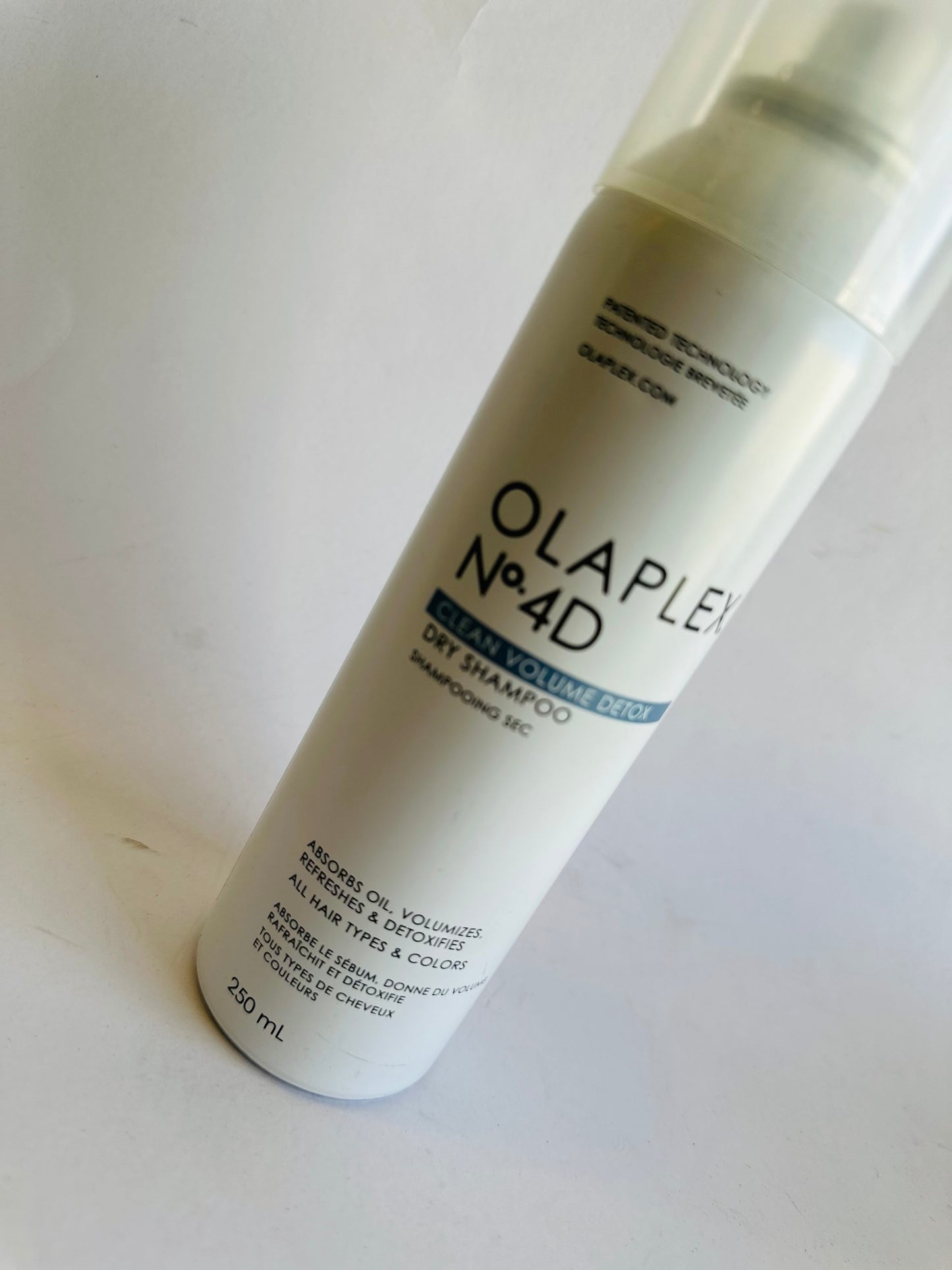 Olaplex no 4D dry shampoo