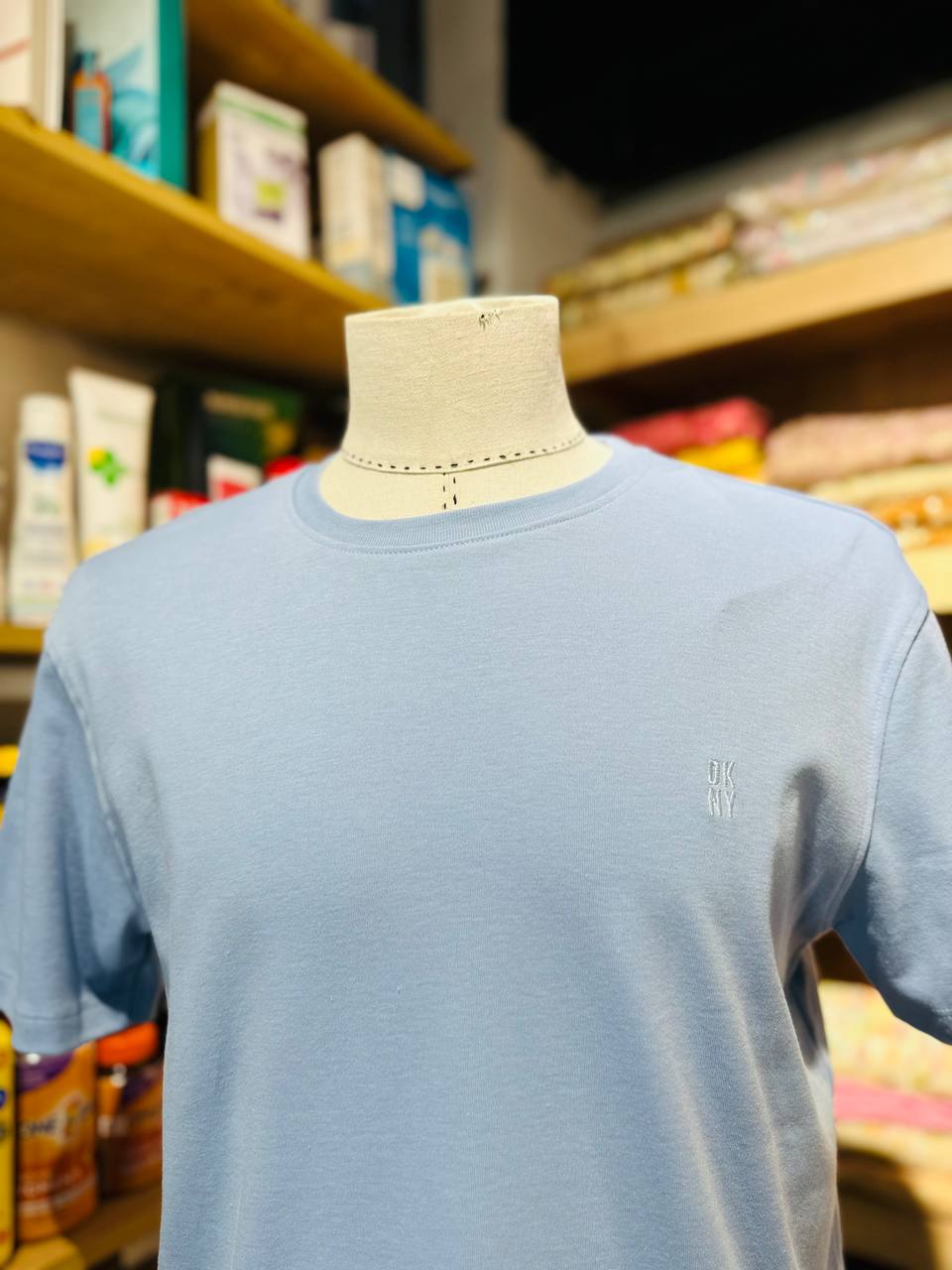Dkny shirt size medium