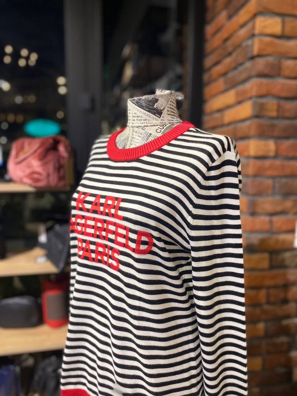 karl lagerfeld sweater size medium