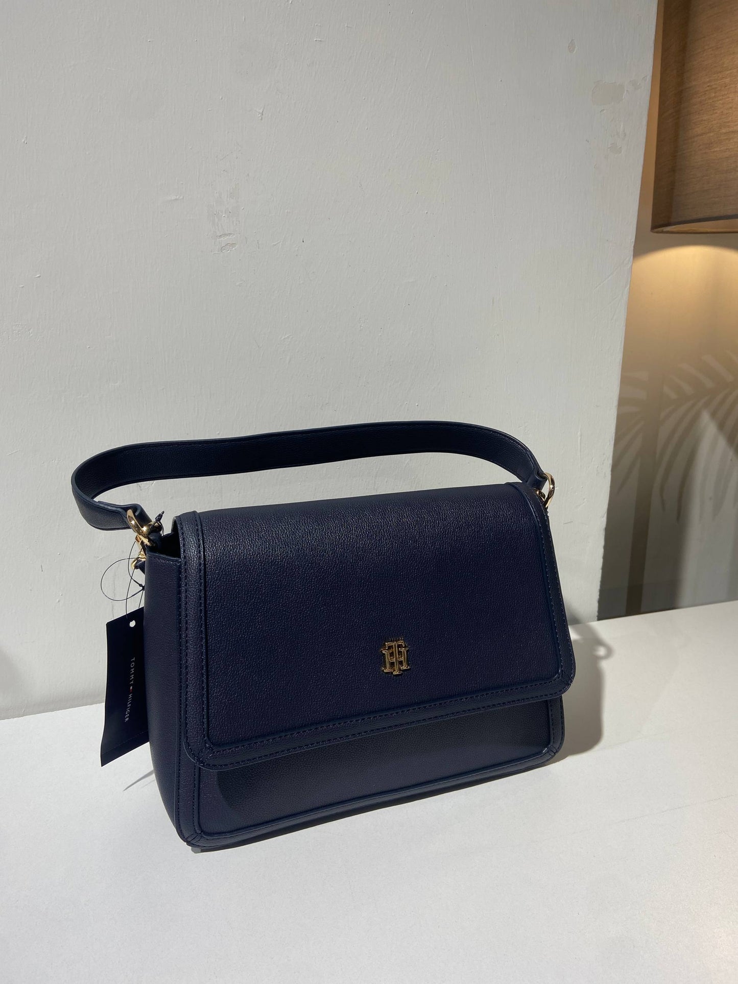 Tommy Hilfiger bag