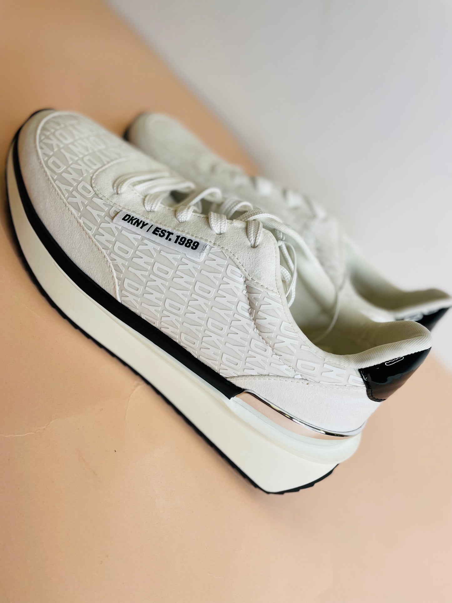 Dkny sneakers