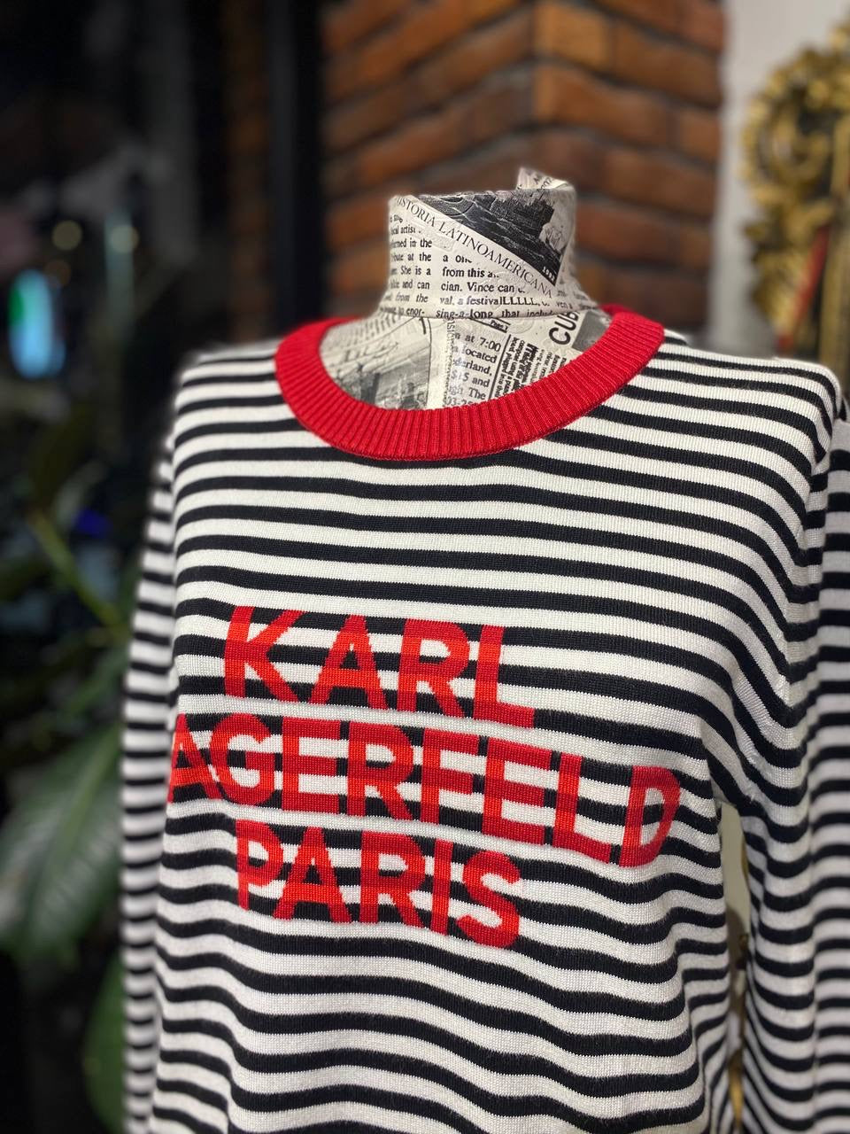 karl lagerfeld sweater size medium