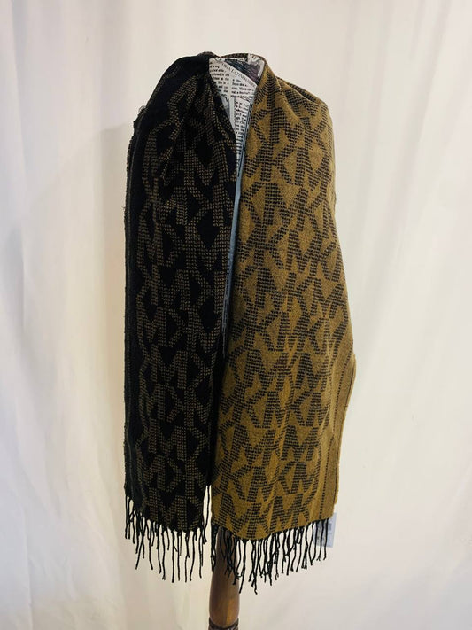 Michael kors reversible scarf