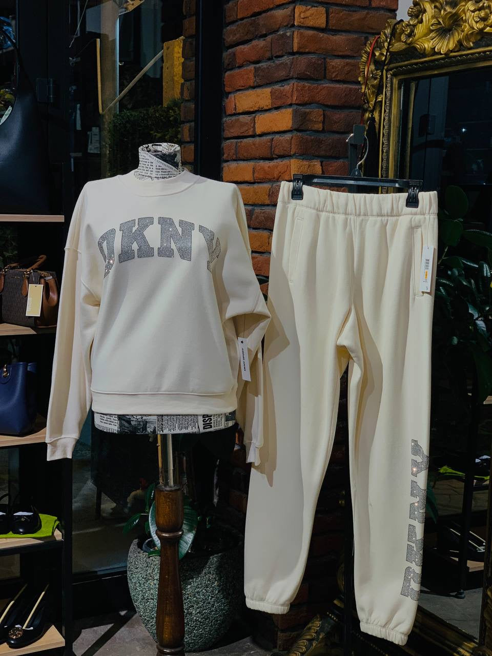 Dkny pajama set size small