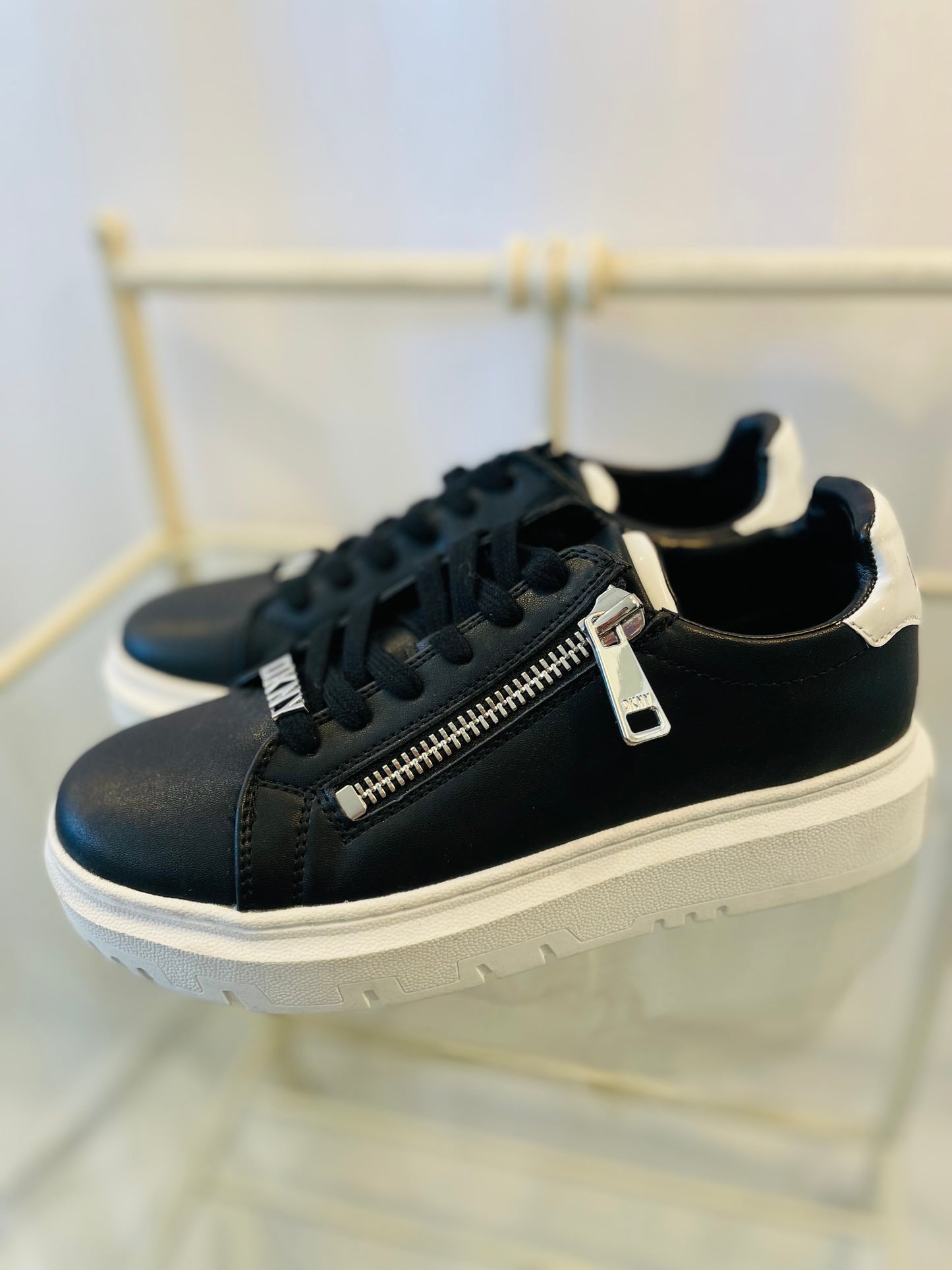 Dkny sneakers