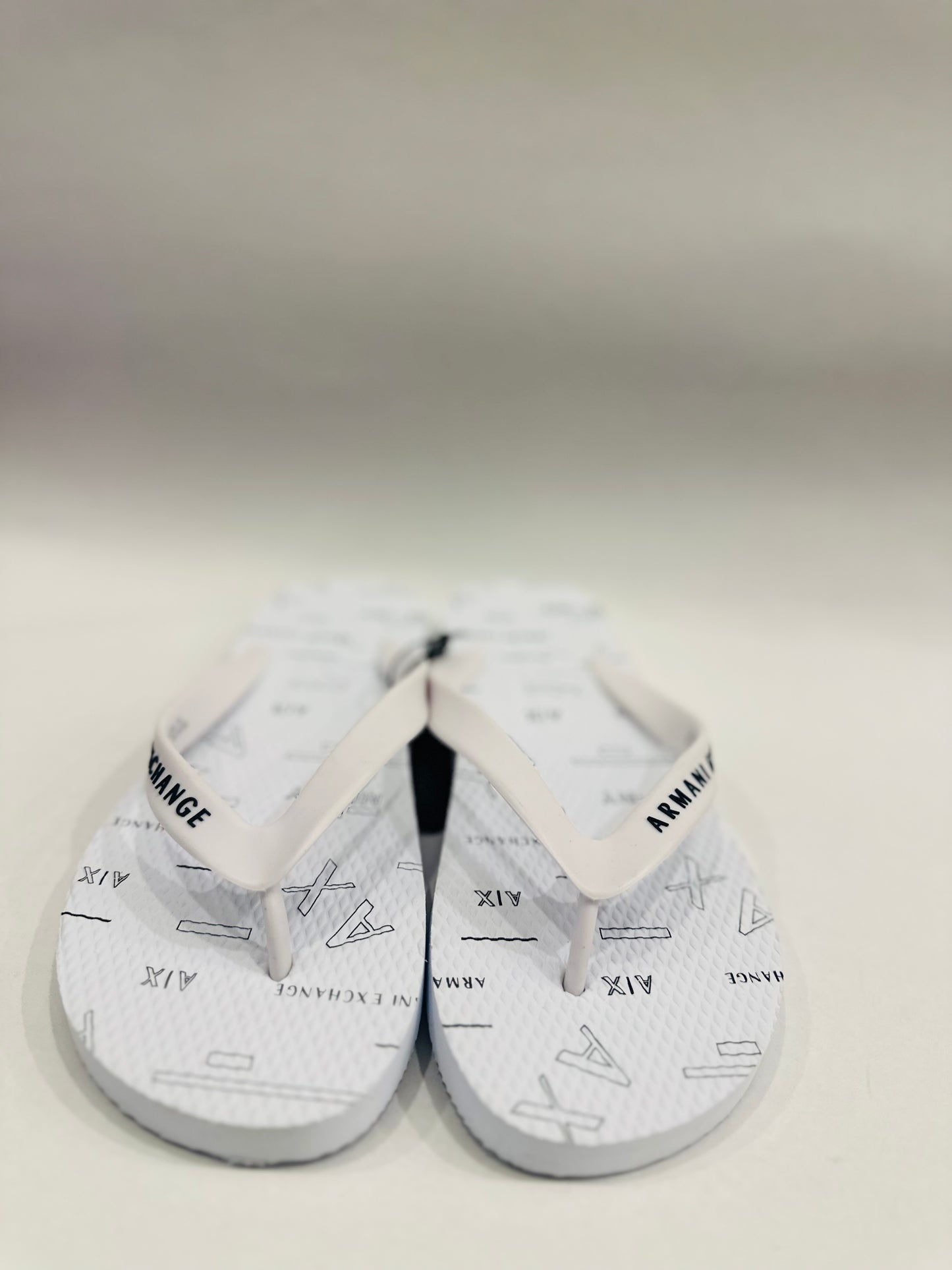 Armani exchange sandal size 39