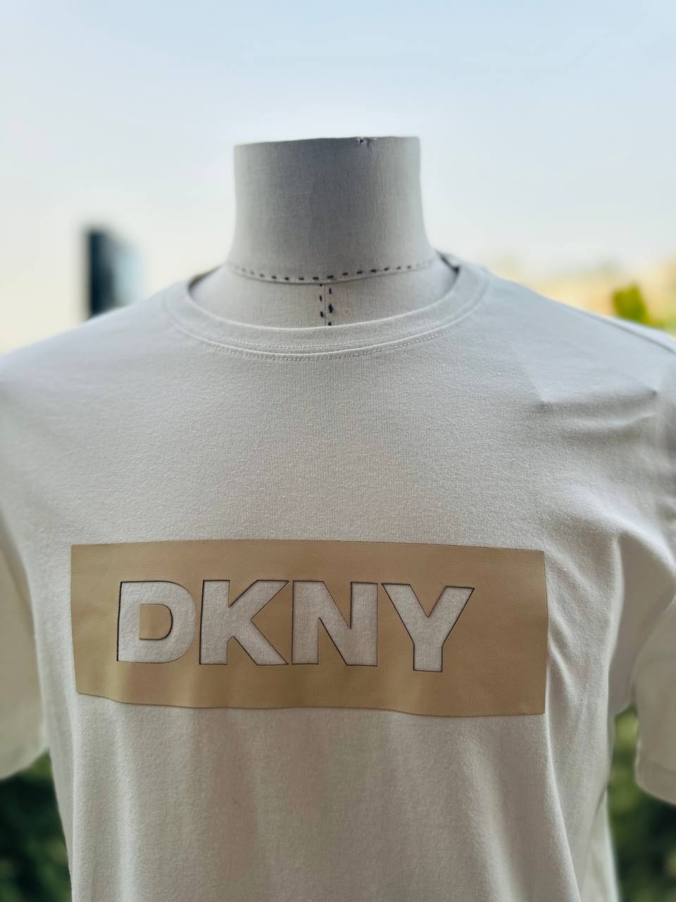 Dkny shirt size medium
