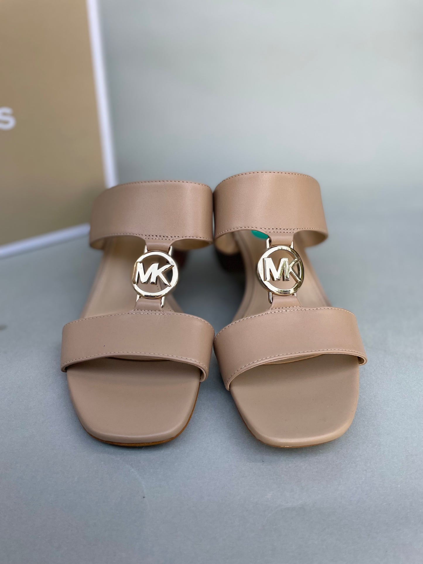 Michael kors sandal